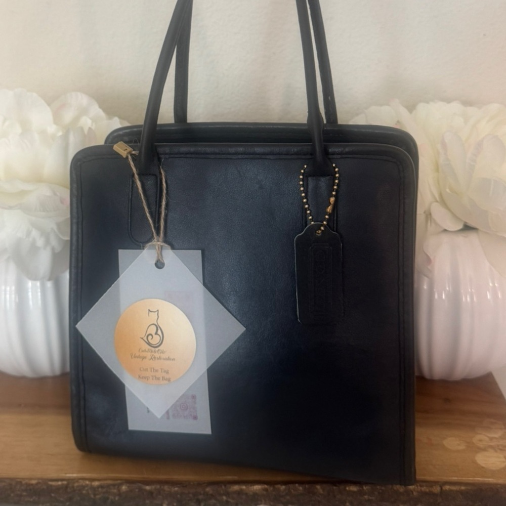 Vintage Coach Small Navy Dinky NYC Tote, 9685 - Picture 8 of 8